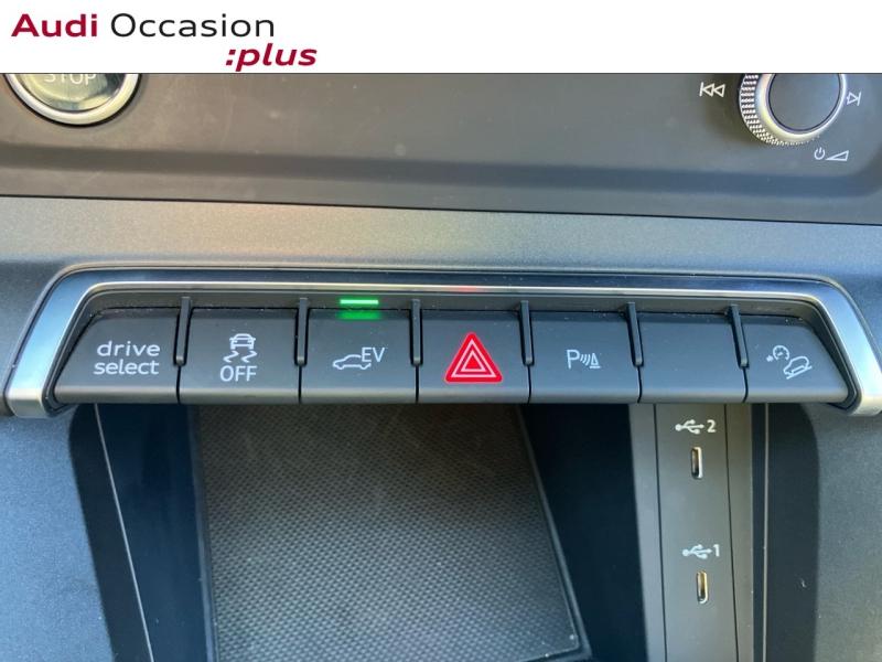 Voitures occasions Audi Q3 S line Cesson-Sévigné