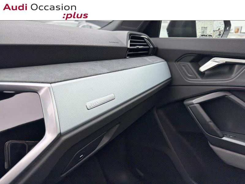 Voitures occasions Audi Q3 S line Cesson-Sévigné