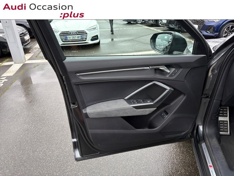 Voitures occasions Audi Q3 S line Cesson-Sévigné