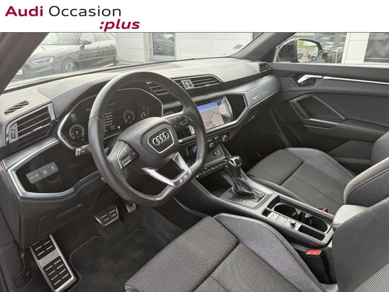 Voitures occasions Audi Q3 S line Cesson-Sévigné