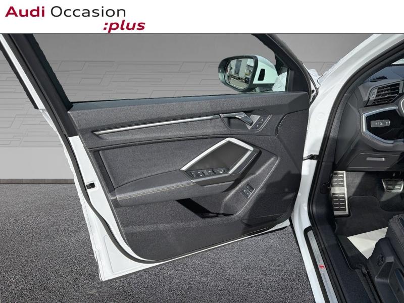 Voitures occasions Audi Q3 S line Cesson-Sévigné