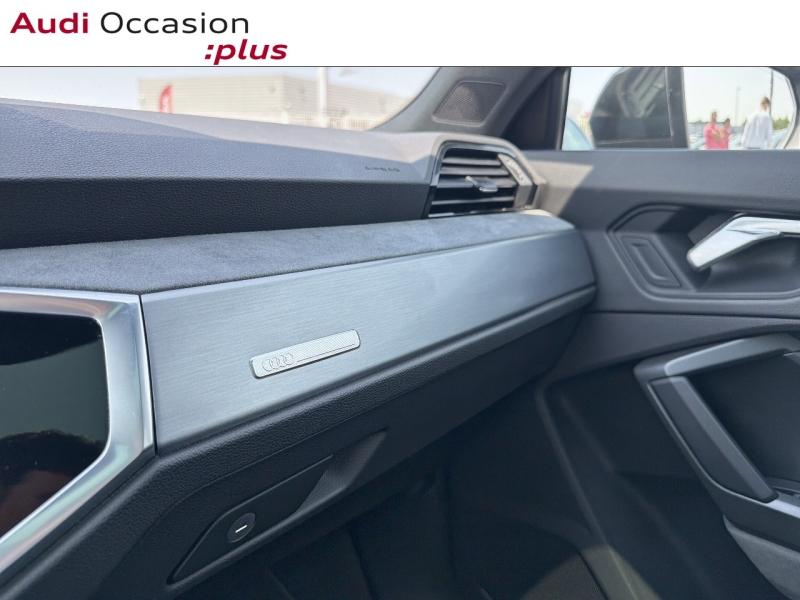 Voitures occasions Audi Q3 S line Cesson-Sévigné