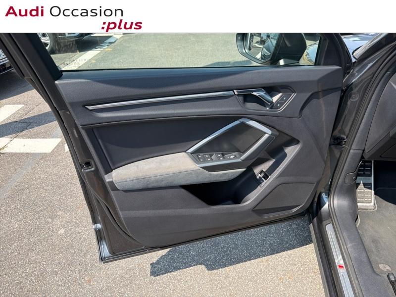 Voitures occasions Audi Q3 S line Cesson-Sévigné