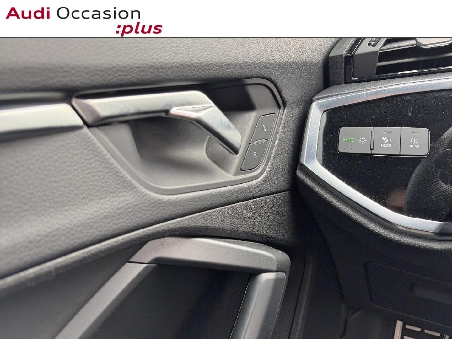 Voitures occasions Audi Q3 S line Cesson-Sévigné