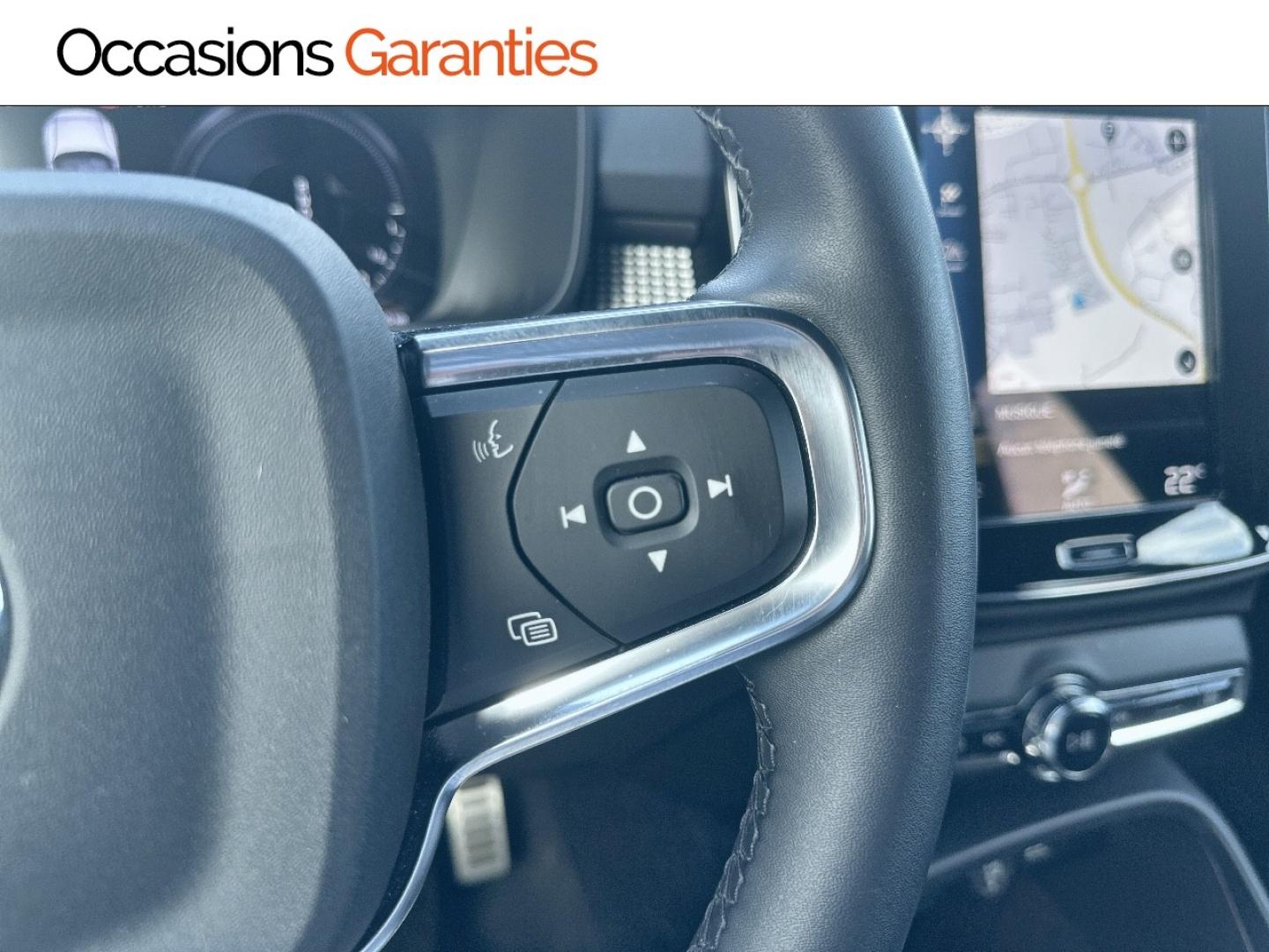 Voitures occasions VOLVO XC40 R-Design Cesson-Sévigné
