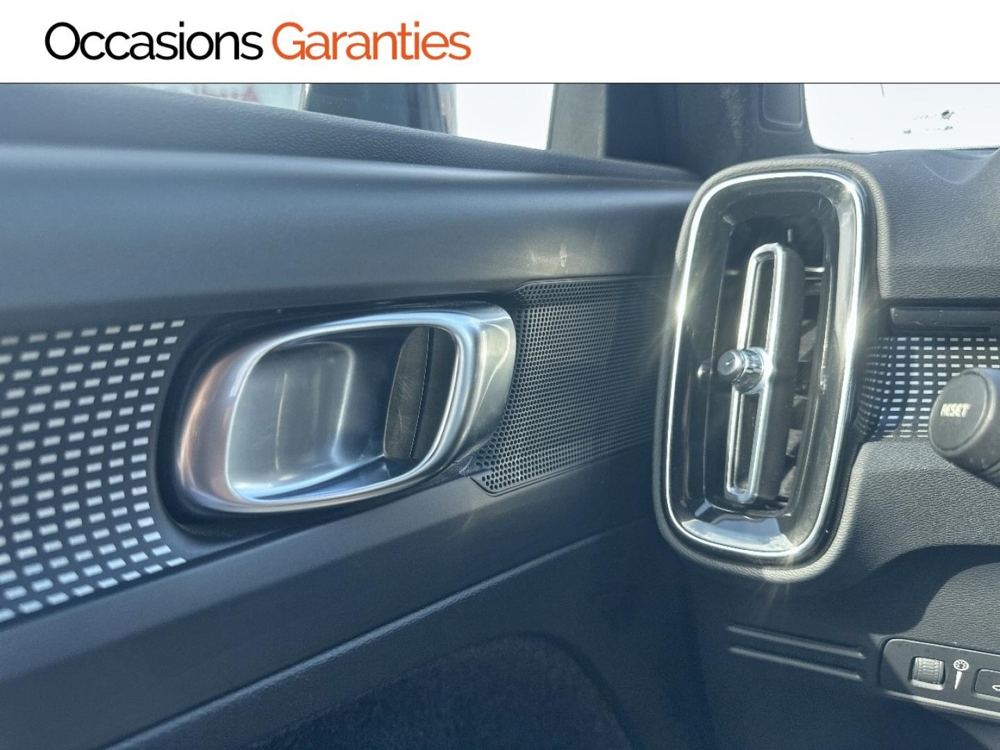 Voitures occasions VOLVO XC40 R-Design Cesson-Sévigné