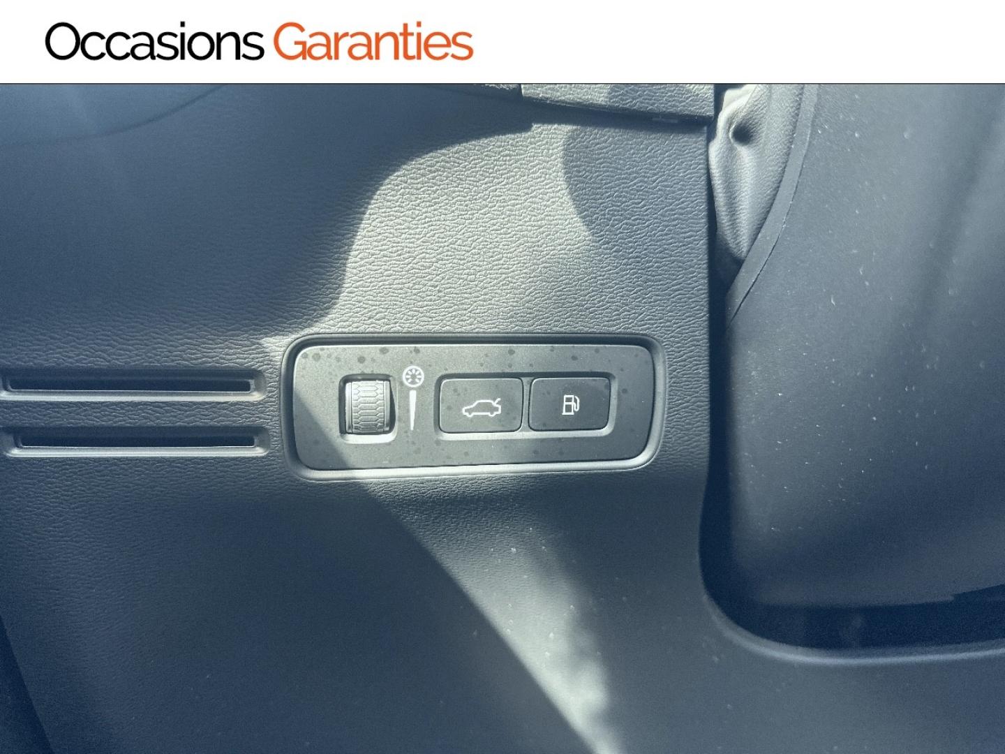 Voitures occasions VOLVO XC40 R-Design Cesson-Sévigné