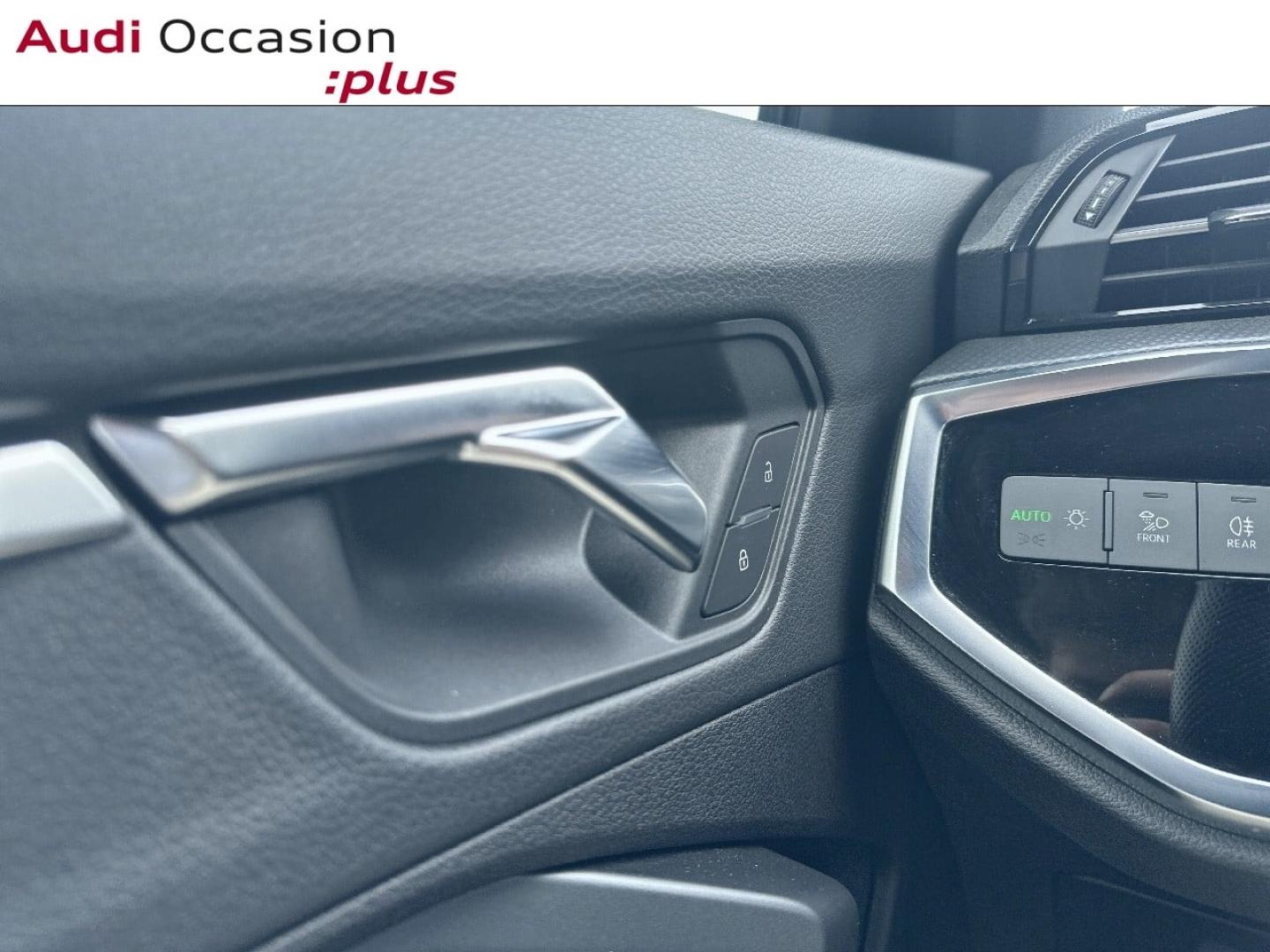 Voitures occasions Audi Q3 S line Cesson-Sévigné
