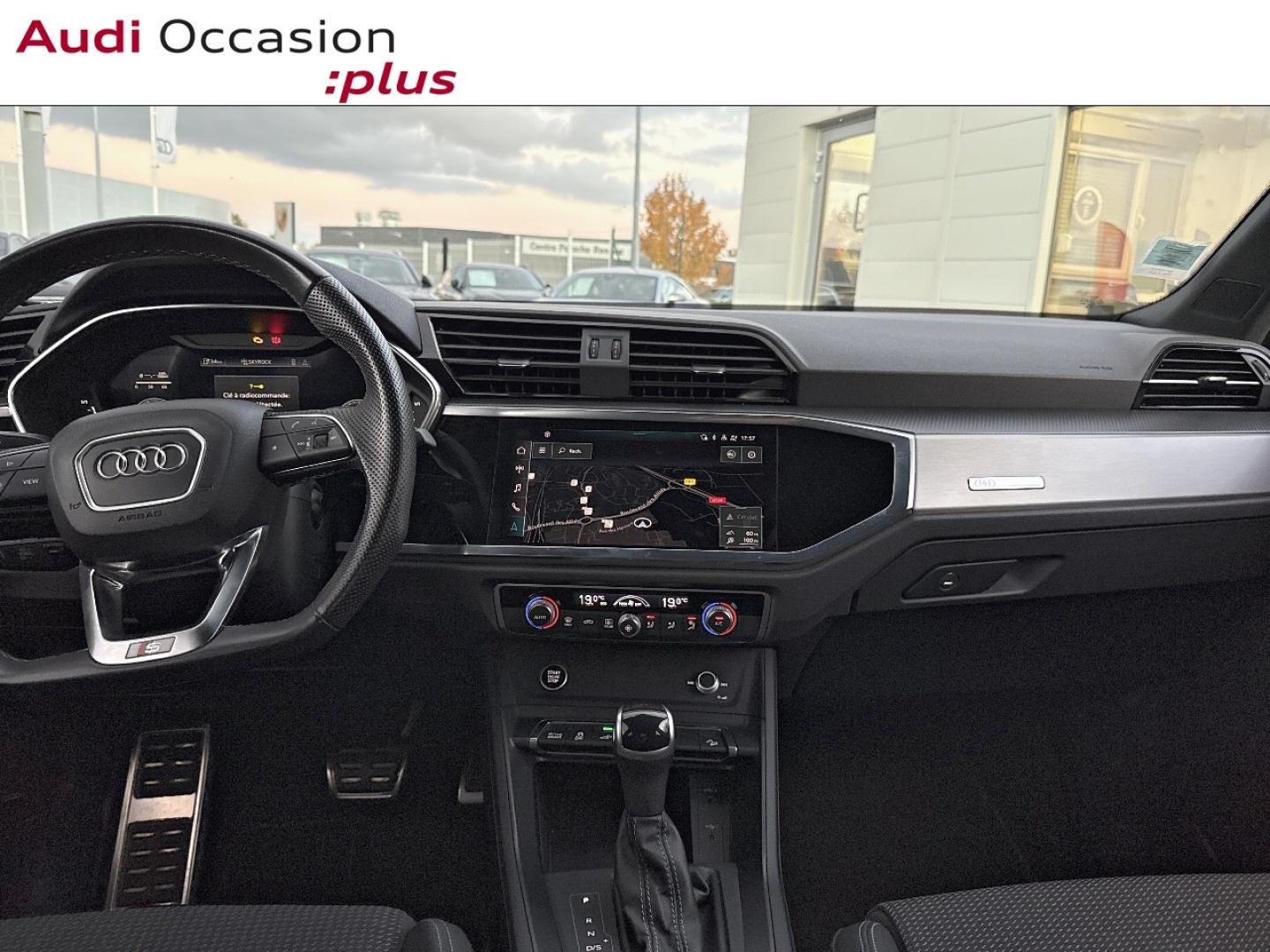 Voitures occasions Audi Q3 S line Cesson-Sévigné