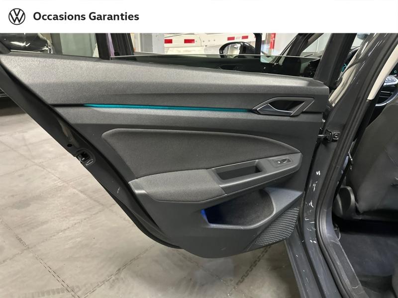 Voitures occasions VOLKSWAGEN GOLF Style 1st Paris