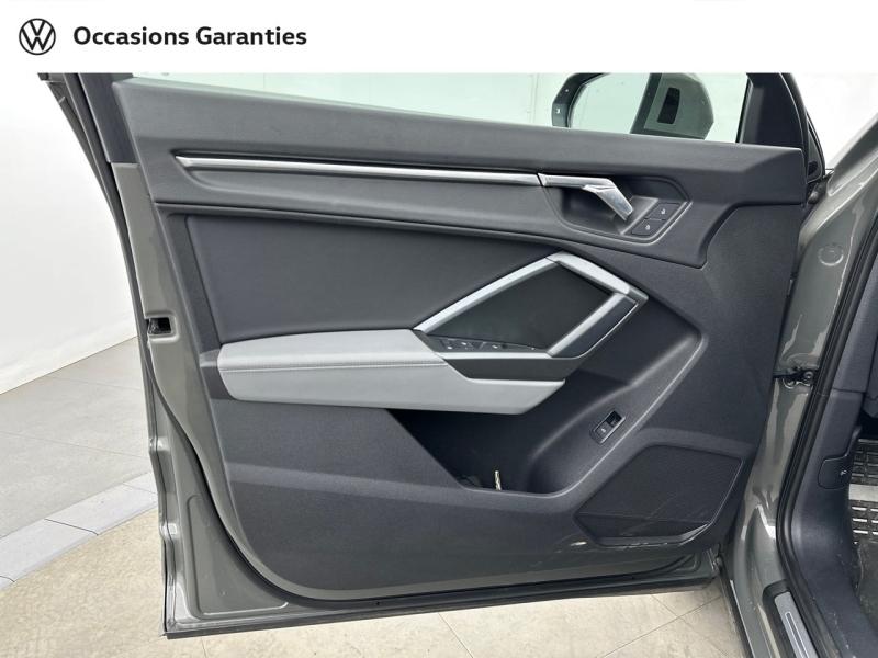 Voitures occasions Audi Q3 Sportback S line Paris