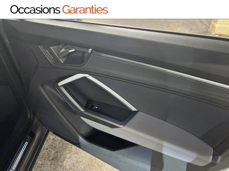 Voitures occasions Audi Q3 Sportback S line Paris