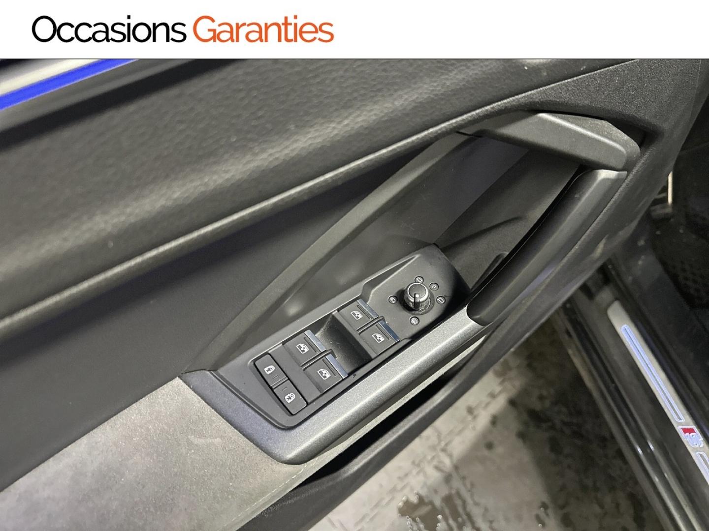 Voitures occasions Audi Q3 S line Paris