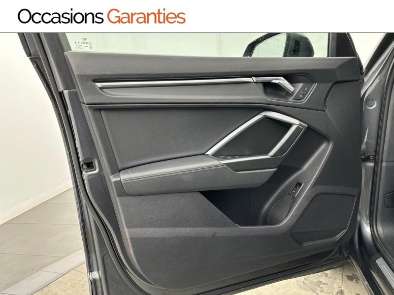 Voitures occasions Audi Q3 S line Paris