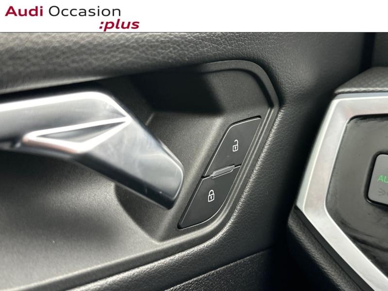 Voitures occasions Audi Q3 S line Paris