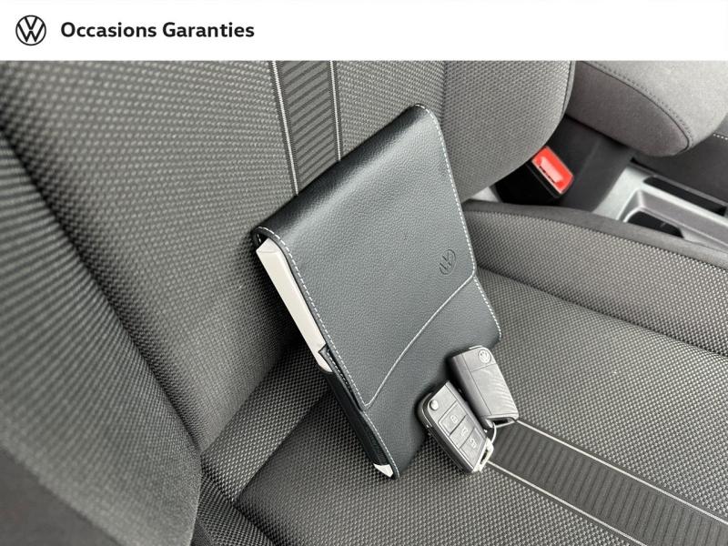 Voitures occasions VOLKSWAGEN T-ROC Life Paris