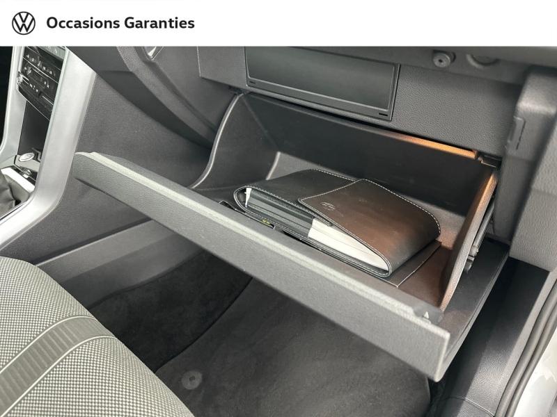 Voitures occasions VOLKSWAGEN T-ROC Life Plus Paris