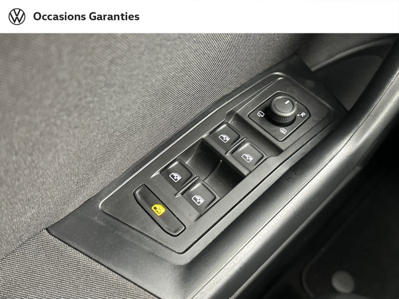 Voitures occasions VOLKSWAGEN T-ROC Life Plus Paris