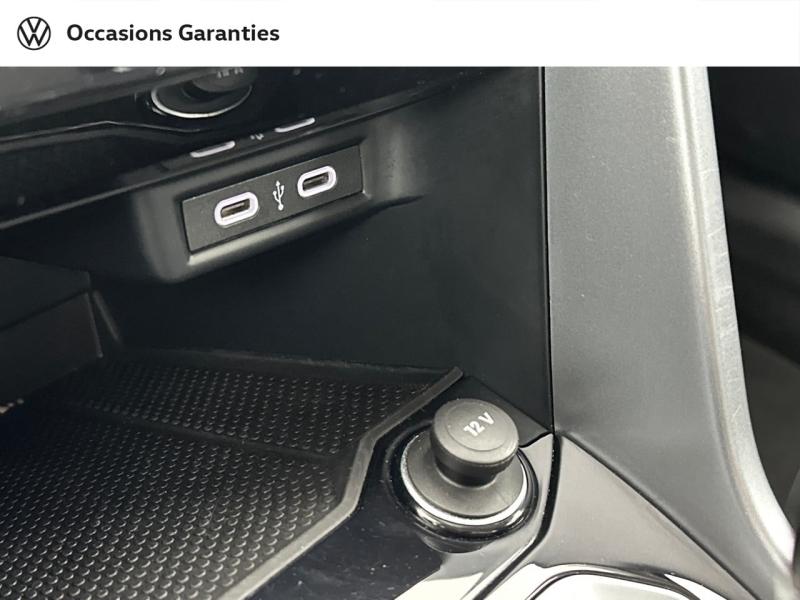 Voitures occasions VOLKSWAGEN T-ROC Life Plus Paris