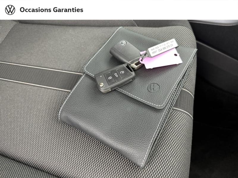 Voitures occasions VOLKSWAGEN T-ROC Life Plus Paris