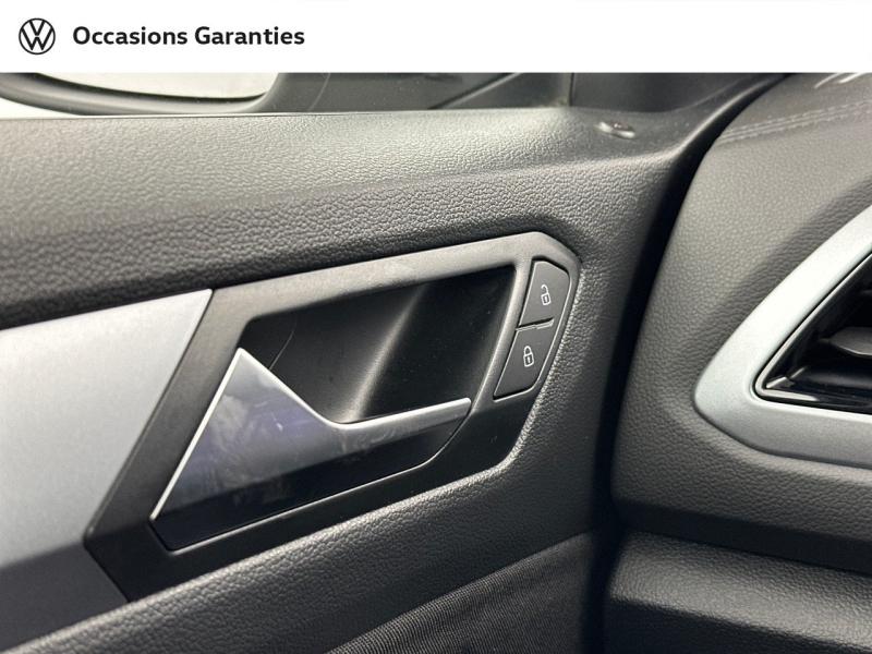 Voitures occasions VOLKSWAGEN T-ROC Life Plus Paris