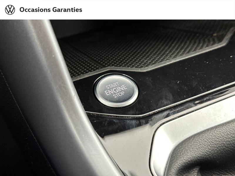 Voitures occasions VOLKSWAGEN T-ROC Life Plus Paris