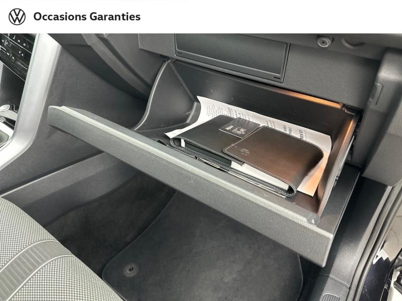 Voitures occasions VOLKSWAGEN T-ROC Life Plus Paris