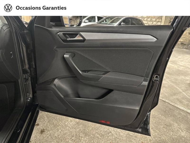 Voitures occasions VOLKSWAGEN T-ROC Life Plus Paris