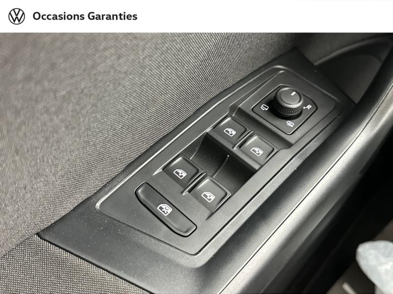 Voitures occasions VOLKSWAGEN T-ROC Life Plus Paris