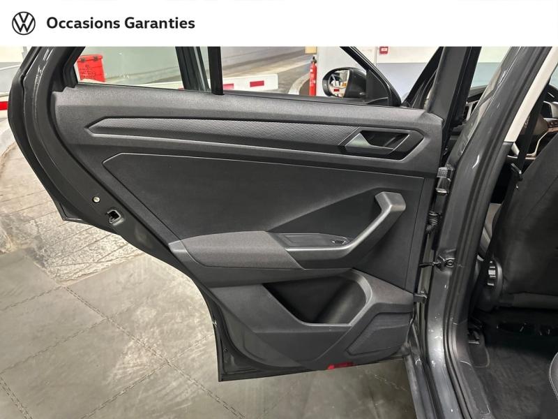 Voitures occasions VOLKSWAGEN T-ROC Life Paris
