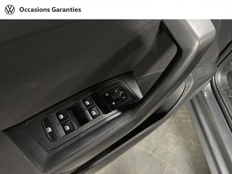 Voitures occasions VOLKSWAGEN T-ROC Life Paris