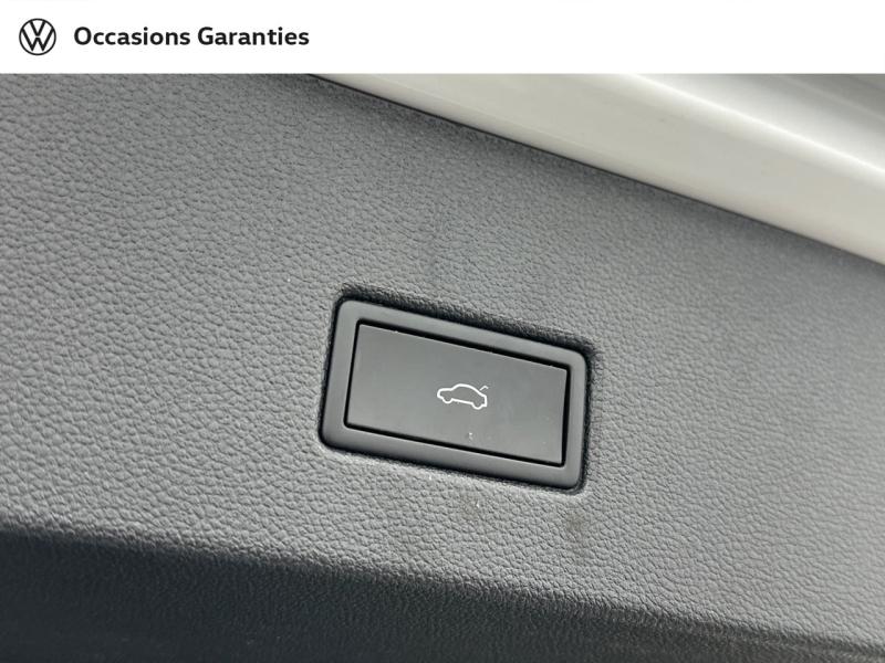 Voitures occasions VOLKSWAGEN T-ROC Style Exclusive Paris