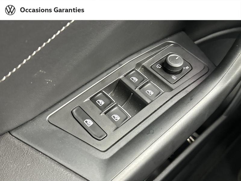 Voitures occasions VOLKSWAGEN T-ROC Style Exclusive Paris