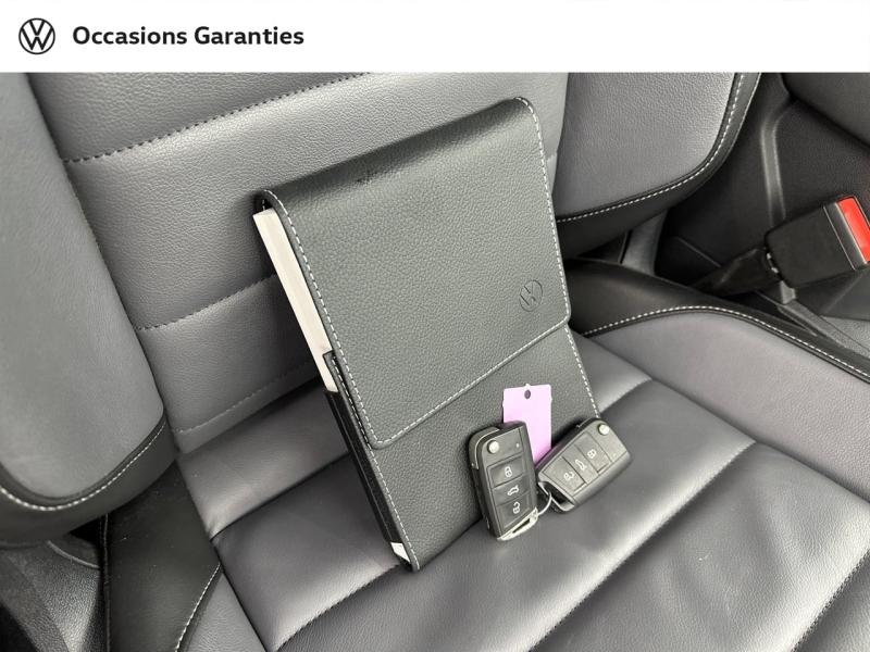 Voitures occasions VOLKSWAGEN T-ROC Style Exclusive Paris