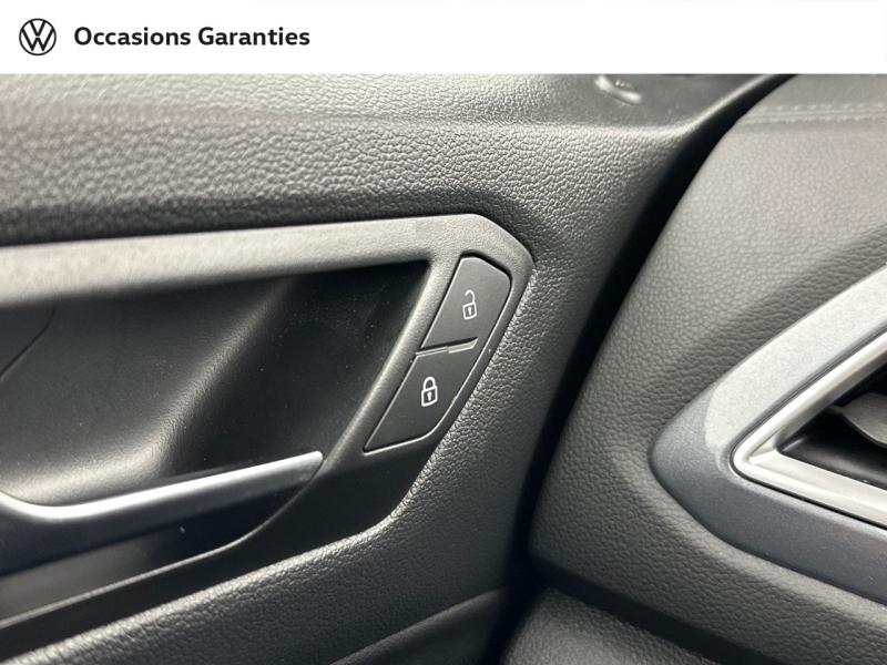 Voitures occasions VOLKSWAGEN T-ROC Style Paris
