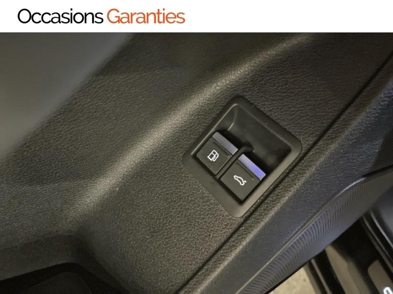 Voitures occasions Audi Q3 Sportback S line Paris