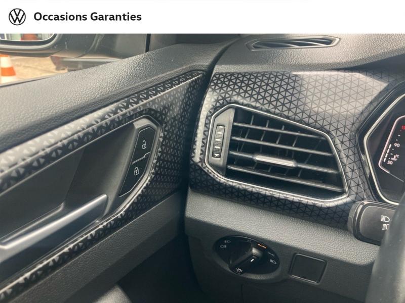Voitures occasions VOLKSWAGEN T-CROSS R-Line Tech Paris
