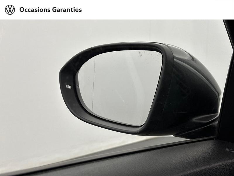 Voitures occasions VOLKSWAGEN T-ROC Life Plus Paris