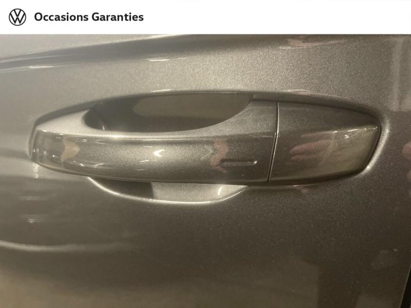 Voitures occasions VOLKSWAGEN T-ROC Life Plus Paris