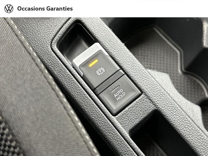 Voitures occasions VOLKSWAGEN T-ROC Life Plus Paris