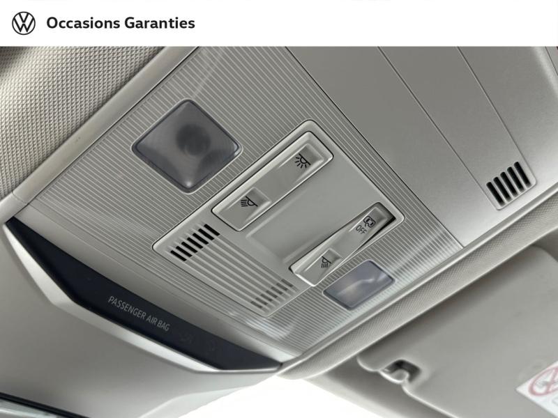 Voitures occasions VOLKSWAGEN T-ROC Life Plus Paris