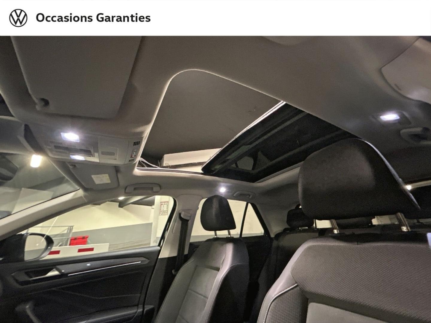 Voitures occasions VOLKSWAGEN T-ROC Style Paris