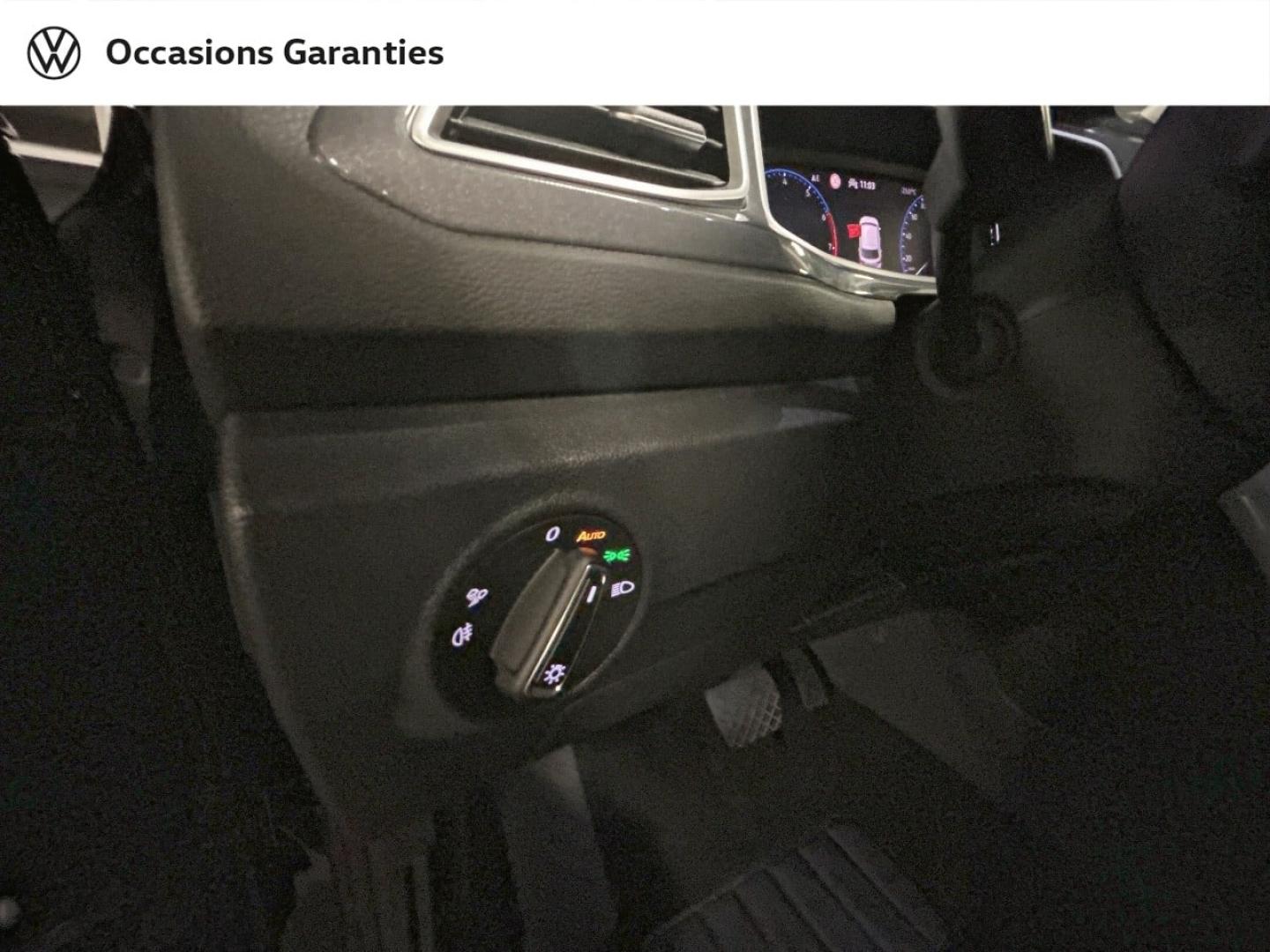 Voitures occasions VOLKSWAGEN T-ROC Style Paris