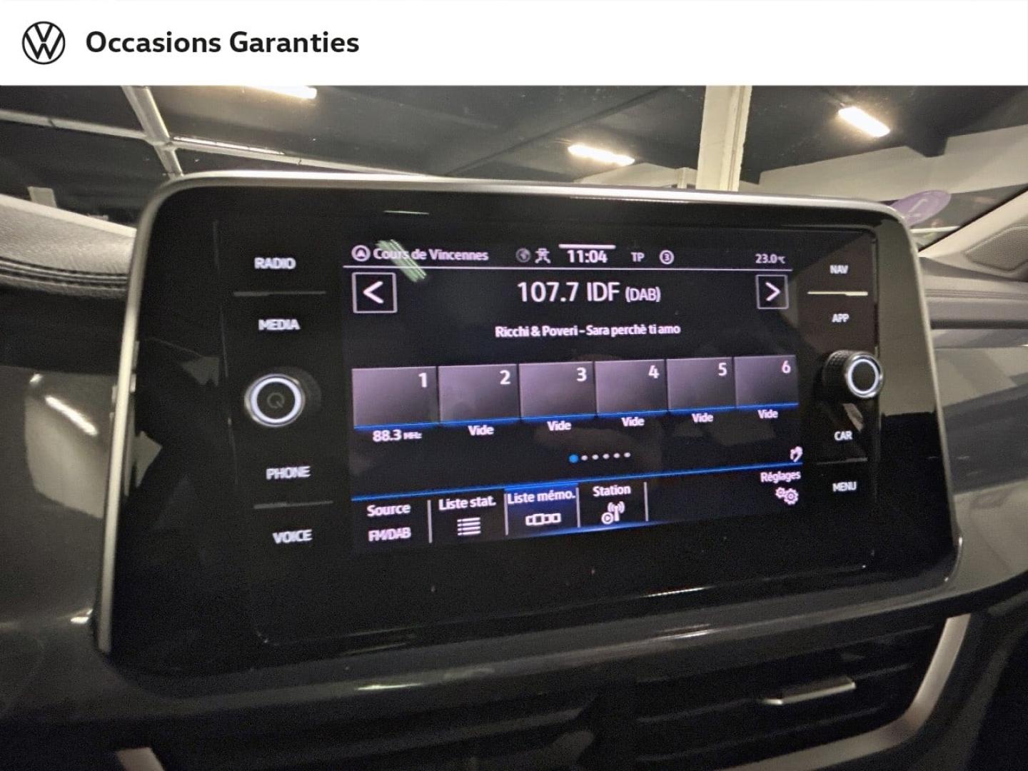 Voitures occasions VOLKSWAGEN T-ROC Style Paris