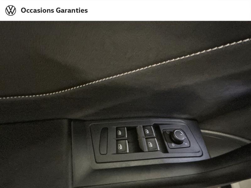 Voitures occasions VOLKSWAGEN T-Roc Cabriolet R-Line Paris