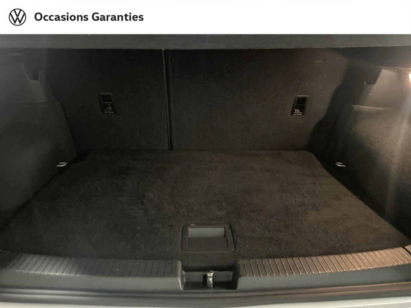Voitures occasions VOLKSWAGEN T-CROSS R-Line Tech Paris