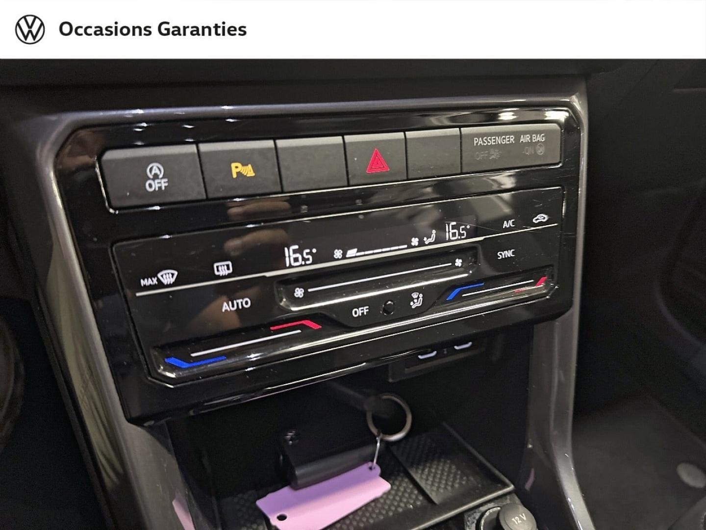 Voitures occasions VOLKSWAGEN T-CROSS R-Line Tech Paris