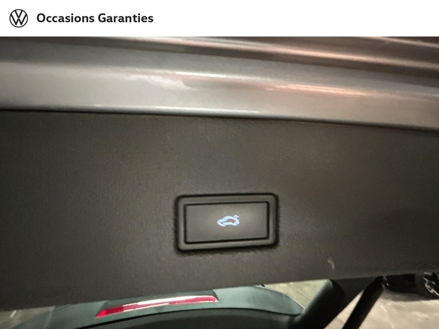 Voitures occasions VOLKSWAGEN T-ROC Style Paris
