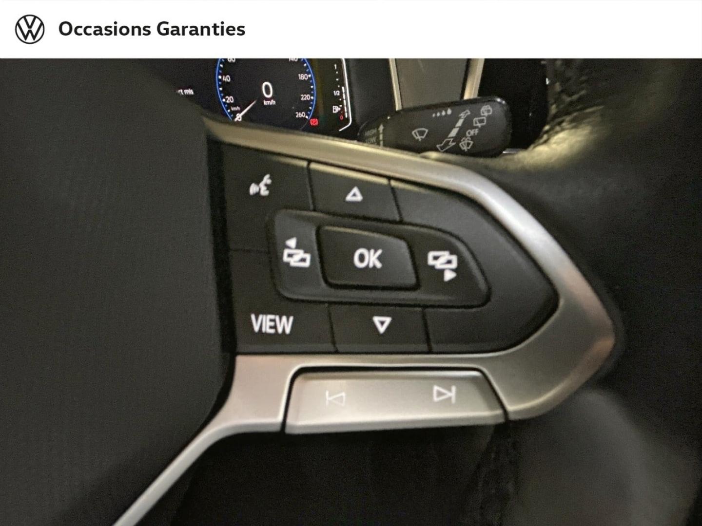 Voitures occasions VOLKSWAGEN T-ROC Style Paris