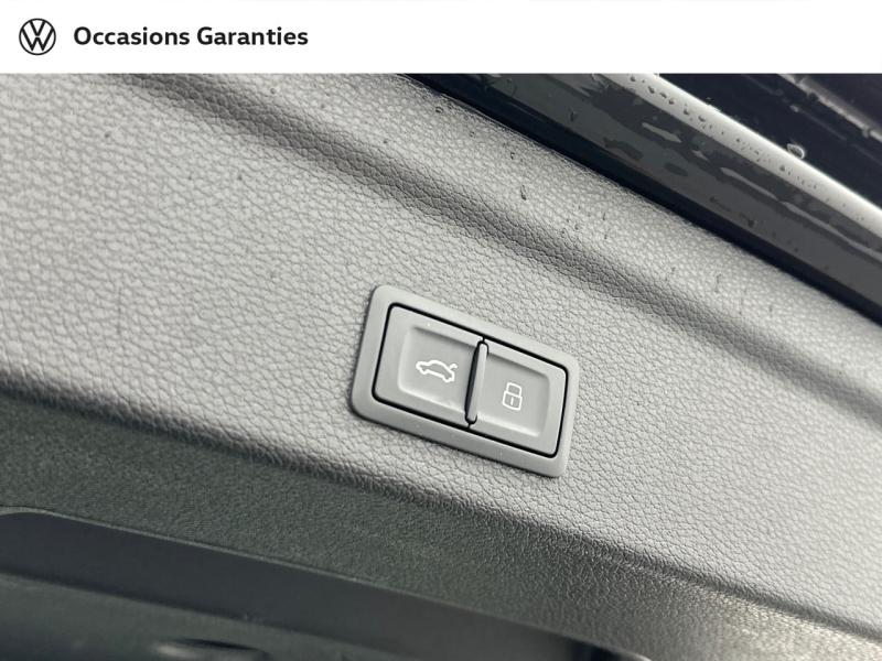 Voitures occasions Audi Q3 Sportback S line Paris
